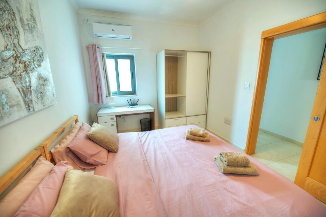Modern 3Br Stylish & Spacious Apartment - Close To Sliema Promenade Gzira Extérieur photo