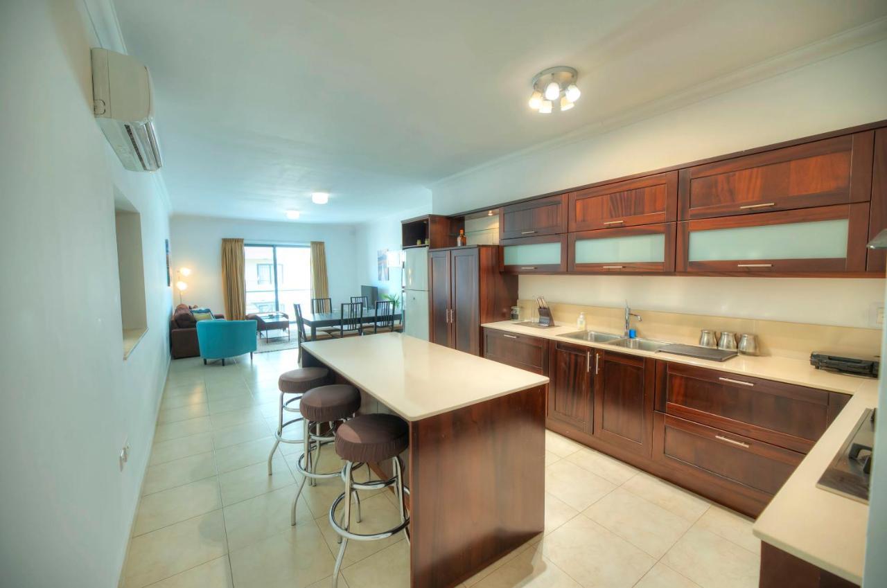 Modern 3Br Stylish & Spacious Apartment - Close To Sliema Promenade Gzira Extérieur photo
