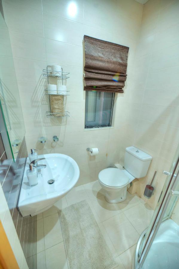 Modern 3Br Stylish & Spacious Apartment - Close To Sliema Promenade Gzira Extérieur photo