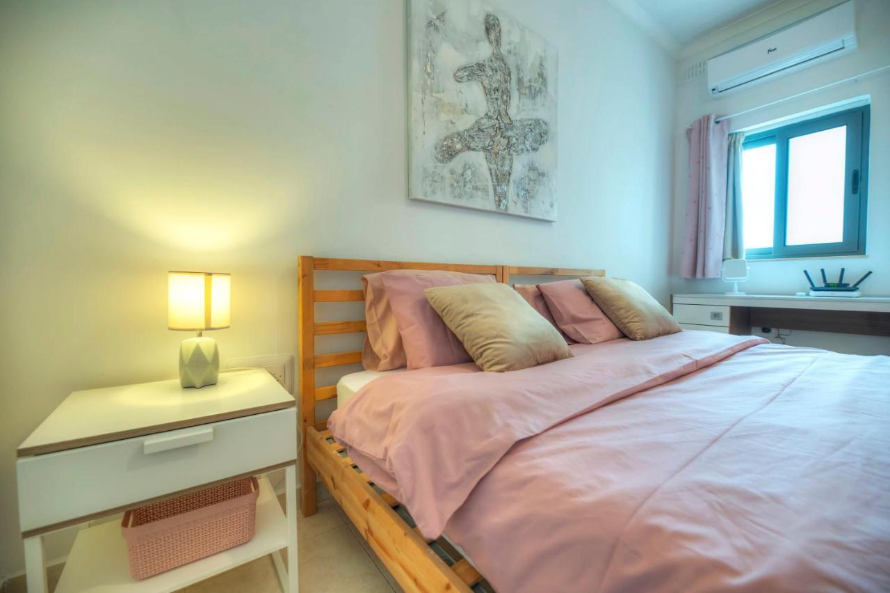 Modern 3Br Stylish & Spacious Apartment - Close To Sliema Promenade Gzira Extérieur photo