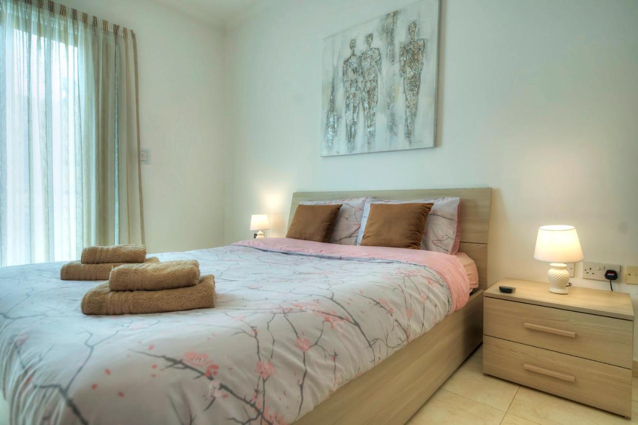 Modern 3Br Stylish & Spacious Apartment - Close To Sliema Promenade Gzira Extérieur photo
