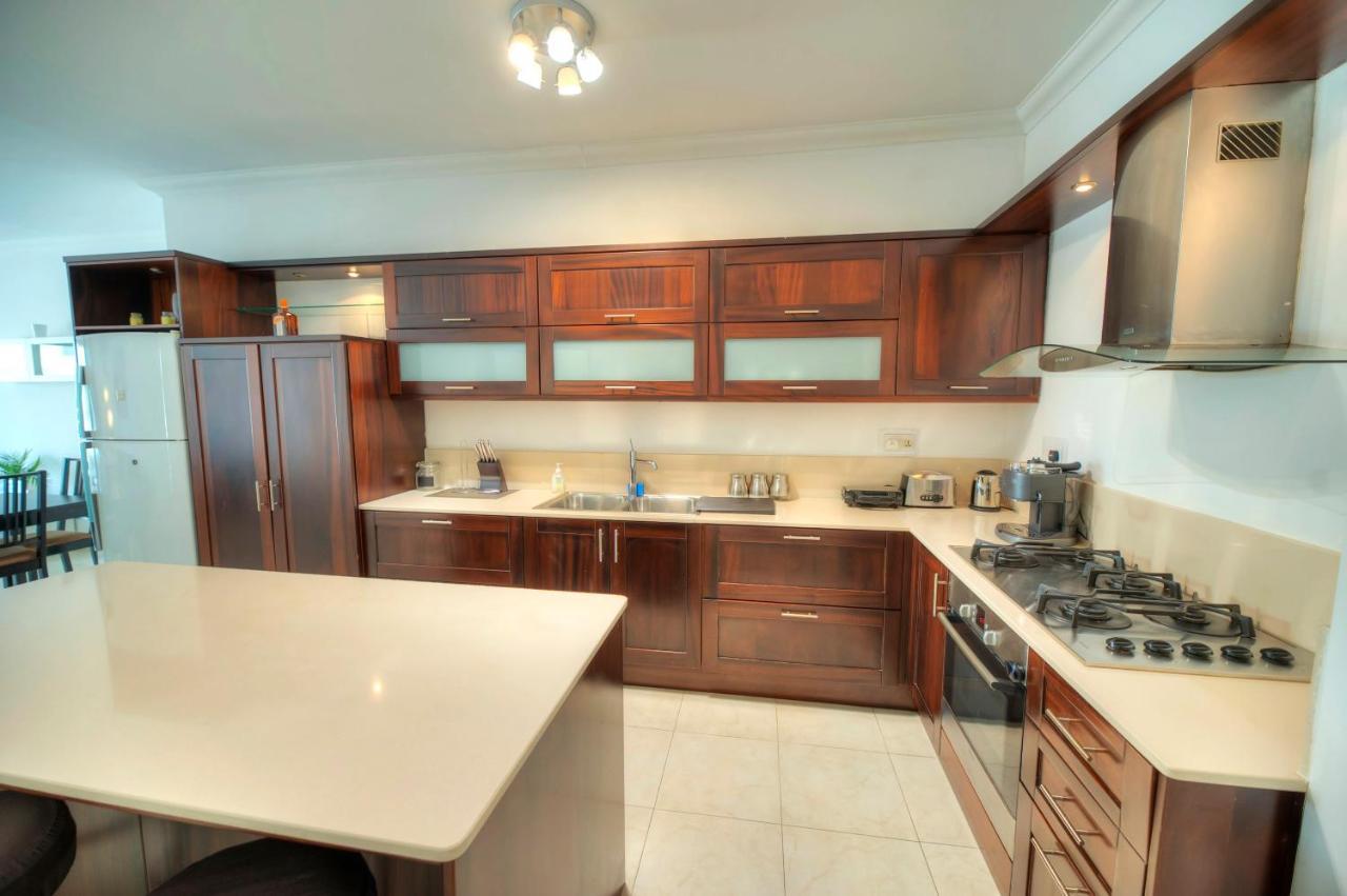 Modern 3Br Stylish & Spacious Apartment - Close To Sliema Promenade Gzira Extérieur photo
